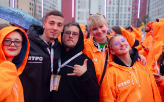 Комплексное наружное оформление для форума «Утро»